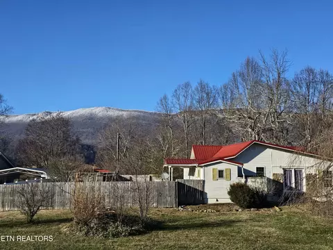 Exterior - 317 Melody Dr, Ewing, VA 24248 photo 11 of 19