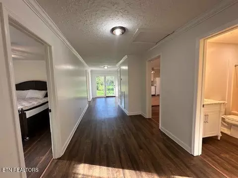 Entry Way - 317 Melody Dr, Ewing, VA 24248 photo 1 of 2