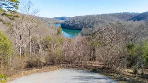lot3 Chapman Ln, Jacksboro, TN 37757