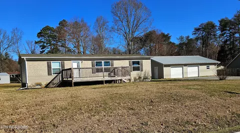 1038 S Old Sevierville Pike, Seymour, TN 37865