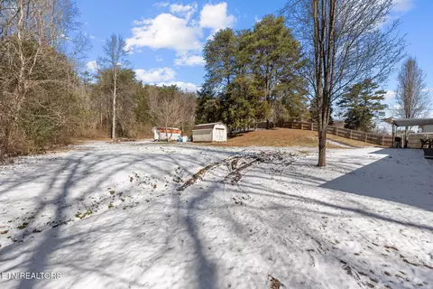 1968 E Wolf Valley Rd, Heiskell, TN 37754 photo 22