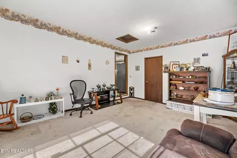 1968 E Wolf Valley Rd, Heiskell, TN 37754 photo 12