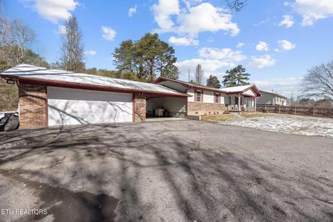 1968 E Wolf Valley Rd, Heiskell, TN 37754 photo 2