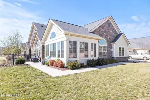 922 Pryse Farm Blvd, Knoxville, TN 37934