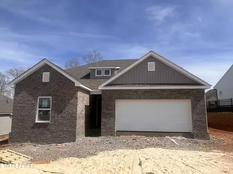 377 Sugar Maple Trl, Lenoir City, TN 37771
