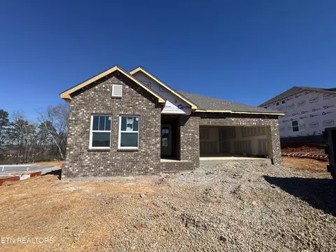 365 Sugar Maple Trl, Lenoir City, TN 37771