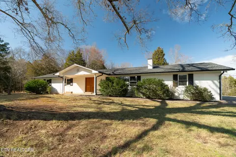 5027 Crippen Rd, Knoxville, TN 37918