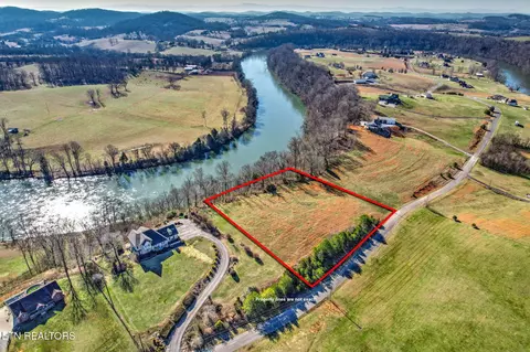 Holston River Drive, Rutledge, TN 37861
