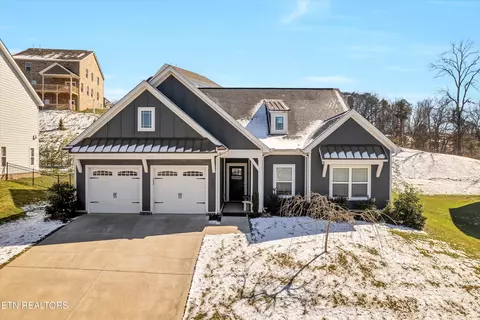 11226 Narrow Leaf Dr, Knoxville, TN 37932