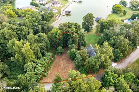 Colonial Harbor Dr, Louisville, TN 37777