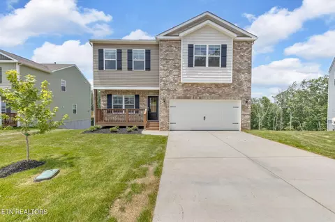 943 Utopia Ln, Knoxville, TN 37932