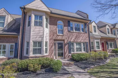 406 Ascot Ct, Knoxville, TN 37923