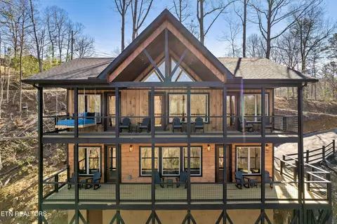 3759 Ivy Way, Sevierville, TN 37876