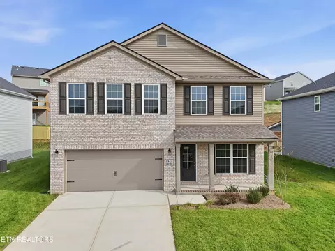 3514 Crimson Cir, Maryville, TN 37801