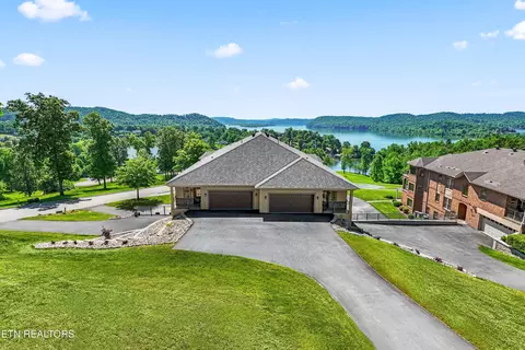 2432 Grand View Ct, Kingston, TN 37763