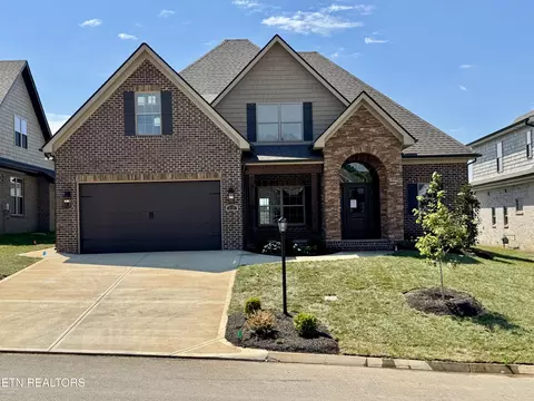 2127 Lantern Park Ln, Knoxville, TN 37932