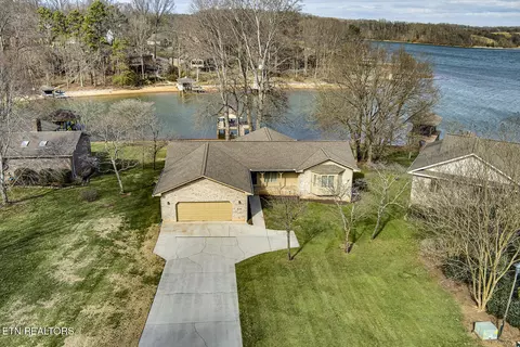 163 Saligugi Way, Loudon, TN 37774