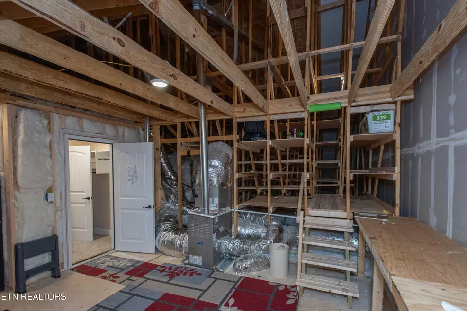 Other - 6054 Round Hill Ln, Knoxville, TN 37912 photo 14 of 15