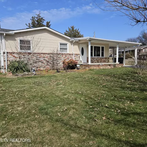 4216 Terrace Dr, Knoxville, TN 37912