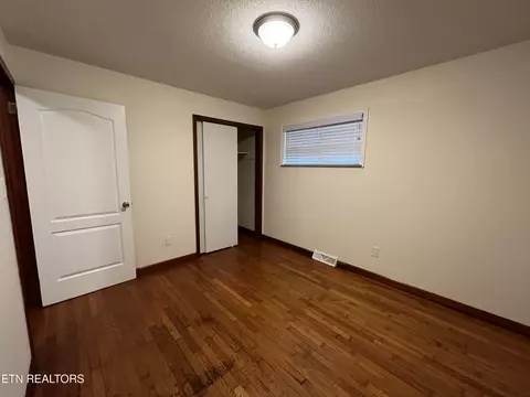 Bedroom - 188 Coleman St, Harrogate, TN 37752 photo 3 of 3