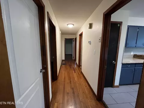 Entry Way - 188 Coleman St, Harrogate, TN 37752 photo 1 of 2