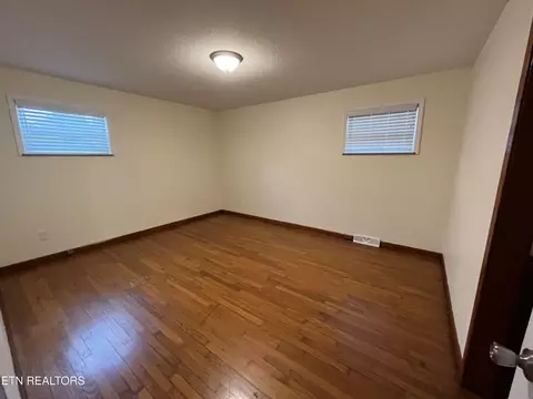 Bedroom - 188 Coleman St, Harrogate, TN 37752 photo 1 of 3