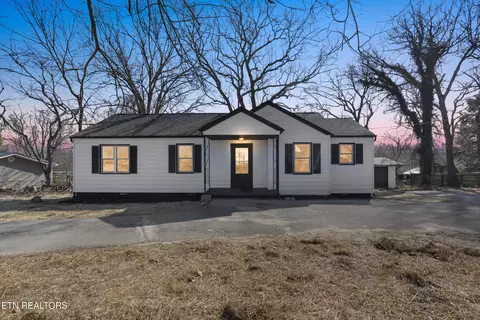 1023 Old Lantana Rd, Crossville, TN 38555