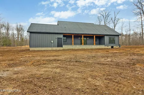 1076 Hargis Rd, Grimsley, TN 38565 photo 4