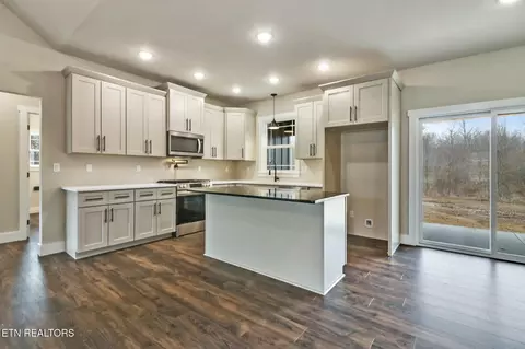 1076 Hargis Rd, Grimsley, TN 38565 photo 14