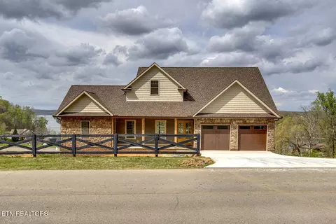 542 River Rd, Loudon, TN 37774