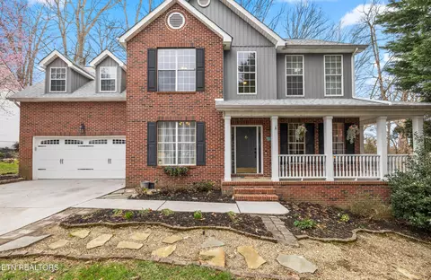 1521 Heritage Oaks Way, Knoxville, TN 37923