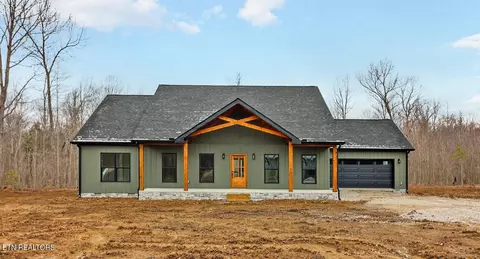 1100 Hargis Rd, Grimsley, TN 38565