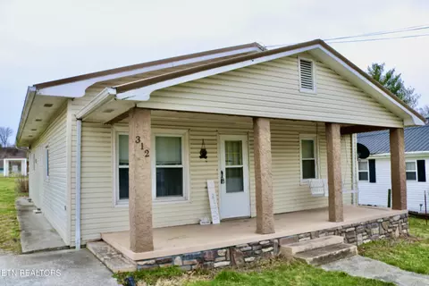 312 E Hemlock St, La Follette, TN 37766