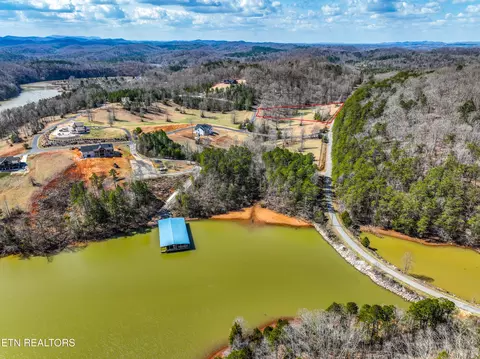Springwater Run, Madisonville, TN 37354