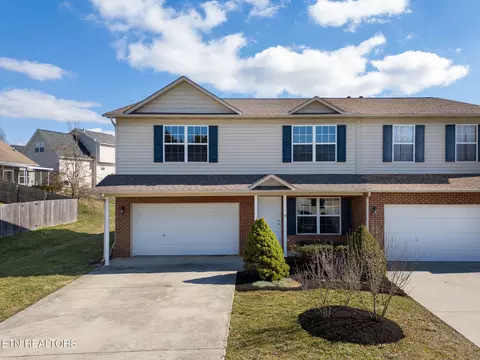 2122 Gatehouse Ln, Powell, TN 37849