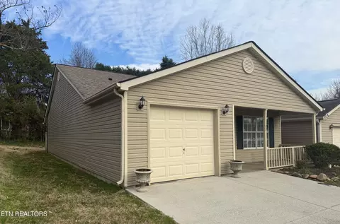 1122 Firethorne Way #2, Knoxville, TN 37923