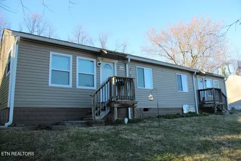 120 N Jefferson Cir, Oak Ridge, TN 37830