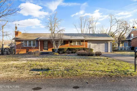 120 Sanwood Rd, Knoxville, TN 37923