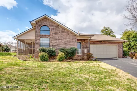 1143 N Rachaels Cir, Maryville, TN 37804