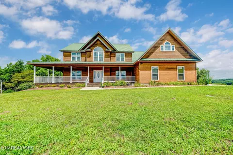 3125 Knob Creek Rd, Bybee, TN 37713