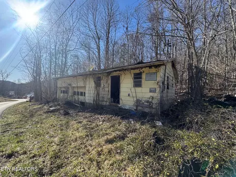Wolfenbarger Lane, Luttrell, TN 37779 photo 5
