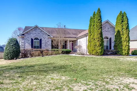 11353 Hawkstowe Ln, Knoxville, TN 37934