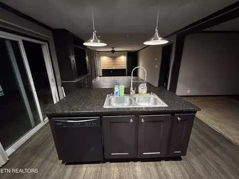 147 Apple Valley Rd, Lancing, TN 37770 photo 3