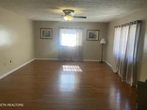Living - 9 Graves Rd, Miracle, KY 40856 photo 1 of 1