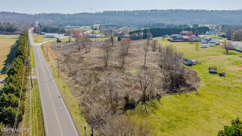 864 Old Hwy 68, Sweetwater, TN 37874