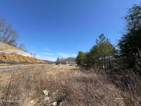 118 Old Maynardville Hwy, Maynardville, TN 37807