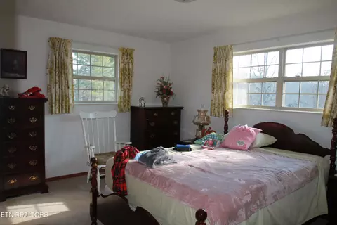 Bedroom - 400 Alderville Rd, Winfield, TN 37892 photo 3 of 4