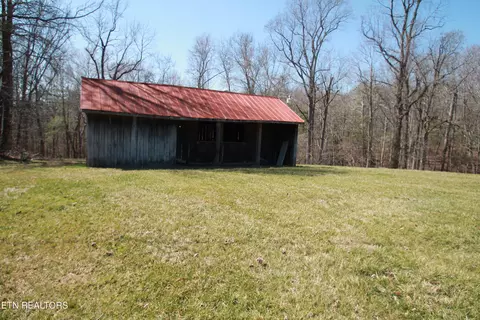 Exterior - 400 Alderville Rd, Winfield, TN 37892 photo 7 of 10