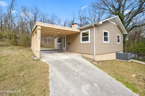 113 Pleasant Rd, Oak Ridge, TN 37830