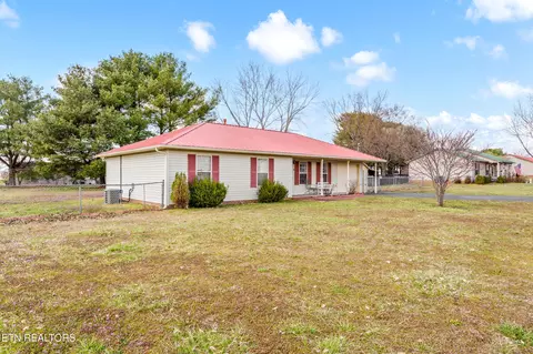 37 Lindbergh Ave, Winchester, TN 37398